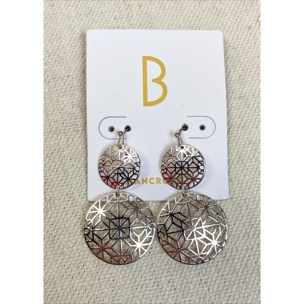 Stitch Fix Bancroft drop silver fillagree earrings